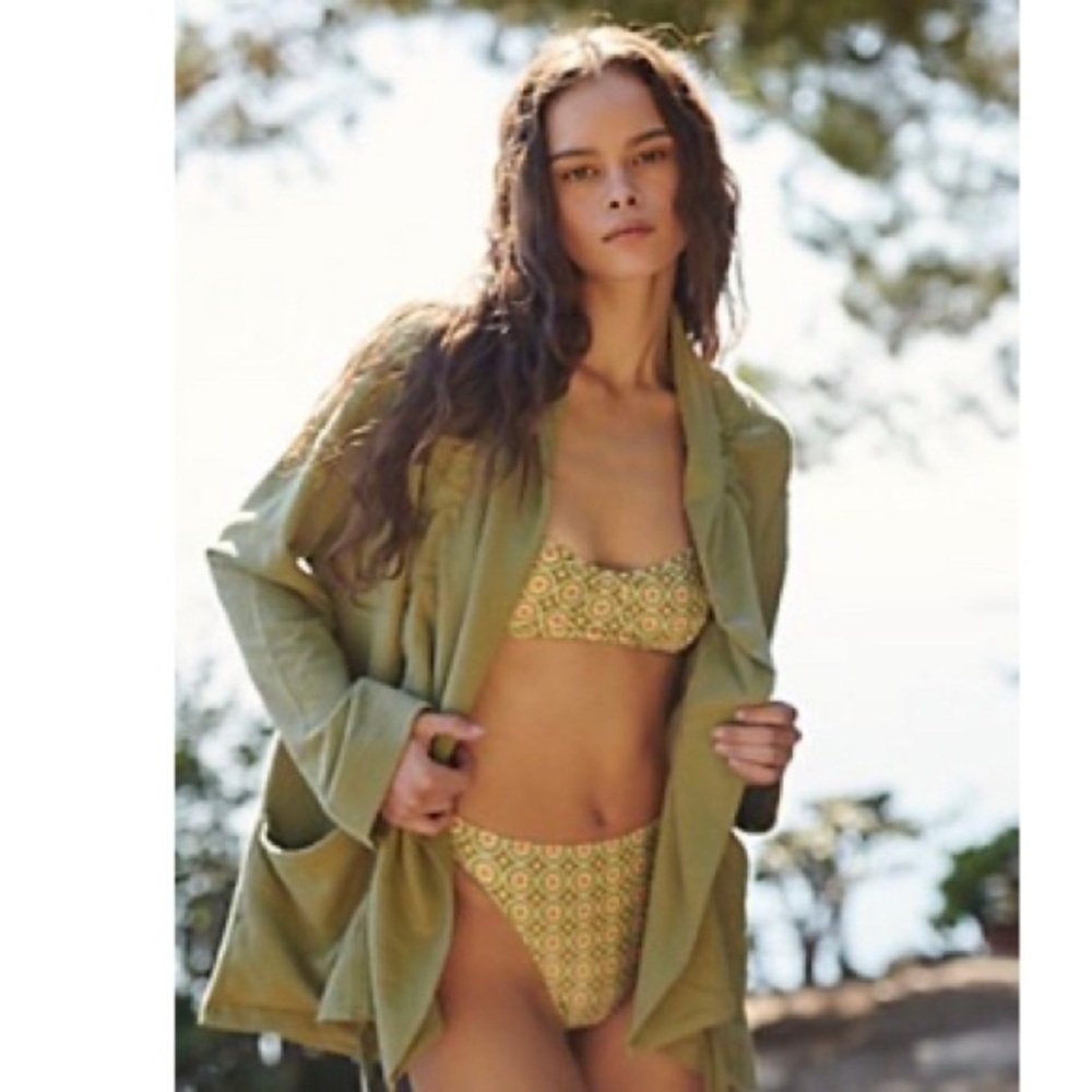 Free people- Camille cardigan in green (NOT BLACK)